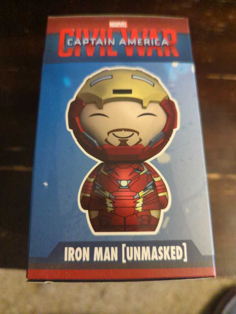Captain America Civil War Iron Man (Unmasked) Dorbz  vinyl figure collectible - Main Image 4