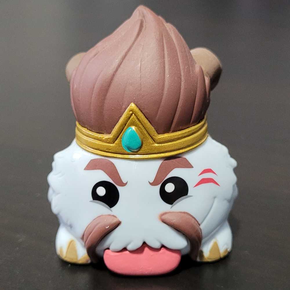 Poro Set 1 (Draven Poro, Poro, Gentleman Poro) - League of Legends vinyl figure collectible [Barcode 889698108560] - Main Image 4