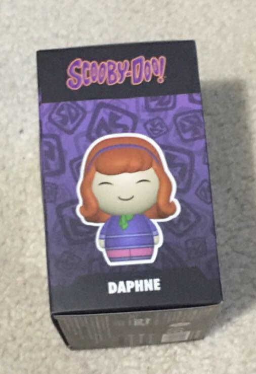 Daphne  vinyl figure collectible [Barcode 849803077112] - Main Image 2