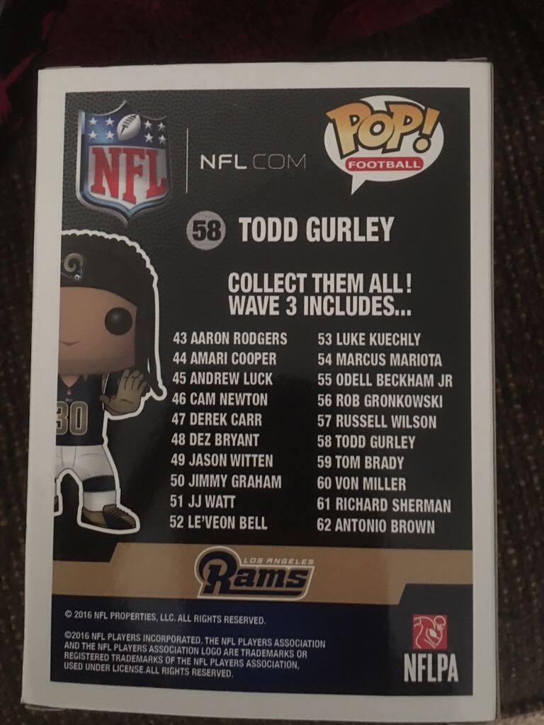 Todd Gurley  - NFL vinyl figure collectible [Barcode 889698102308] - Main Image 2