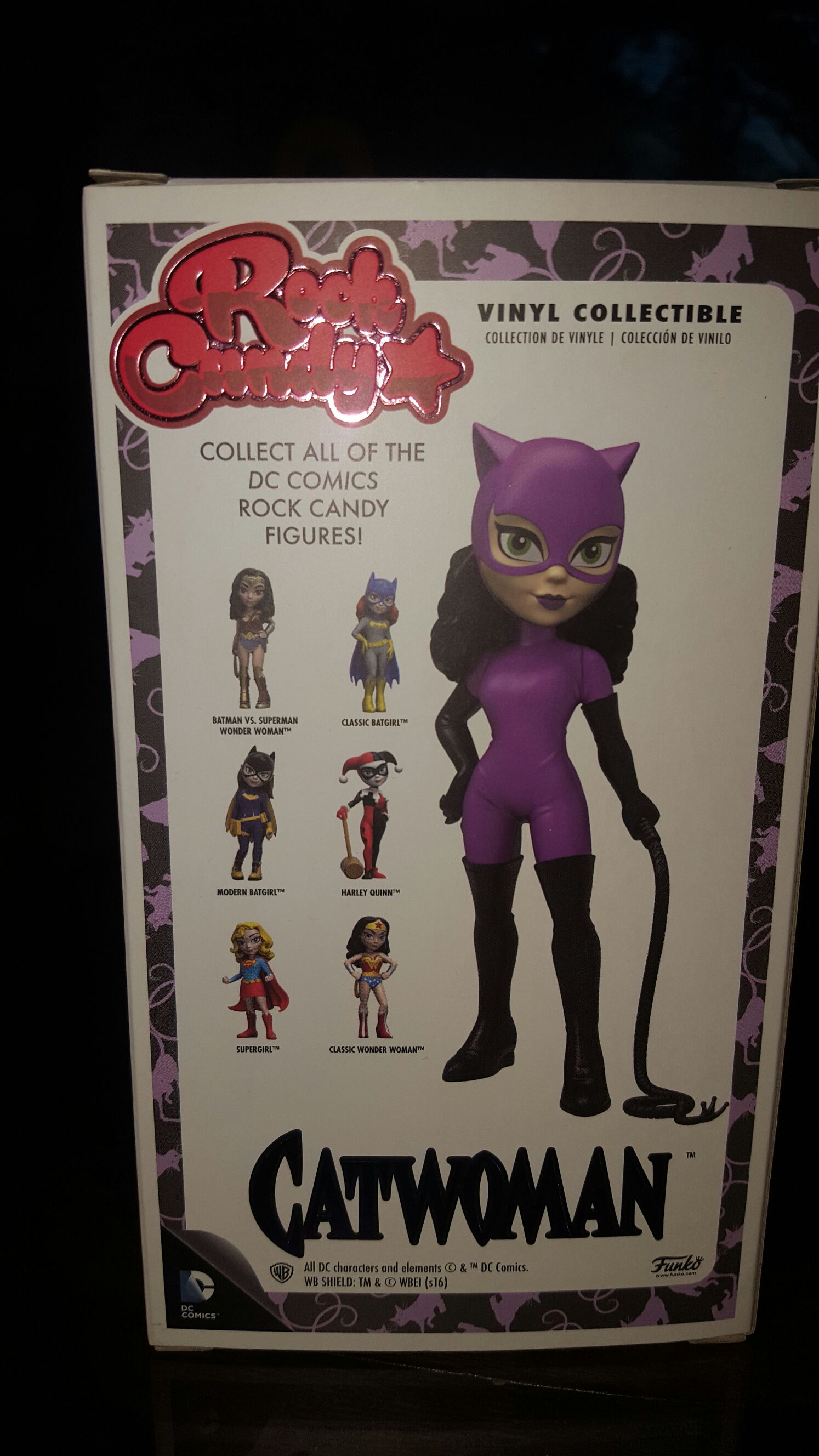 Catwomen - DC Universe vinyl figure collectible - Main Image 2