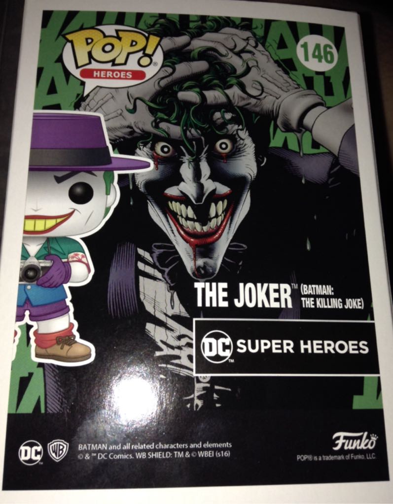 The Joker - Batman vinyl figure collectible [Barcode 889698115681] - Main Image 2