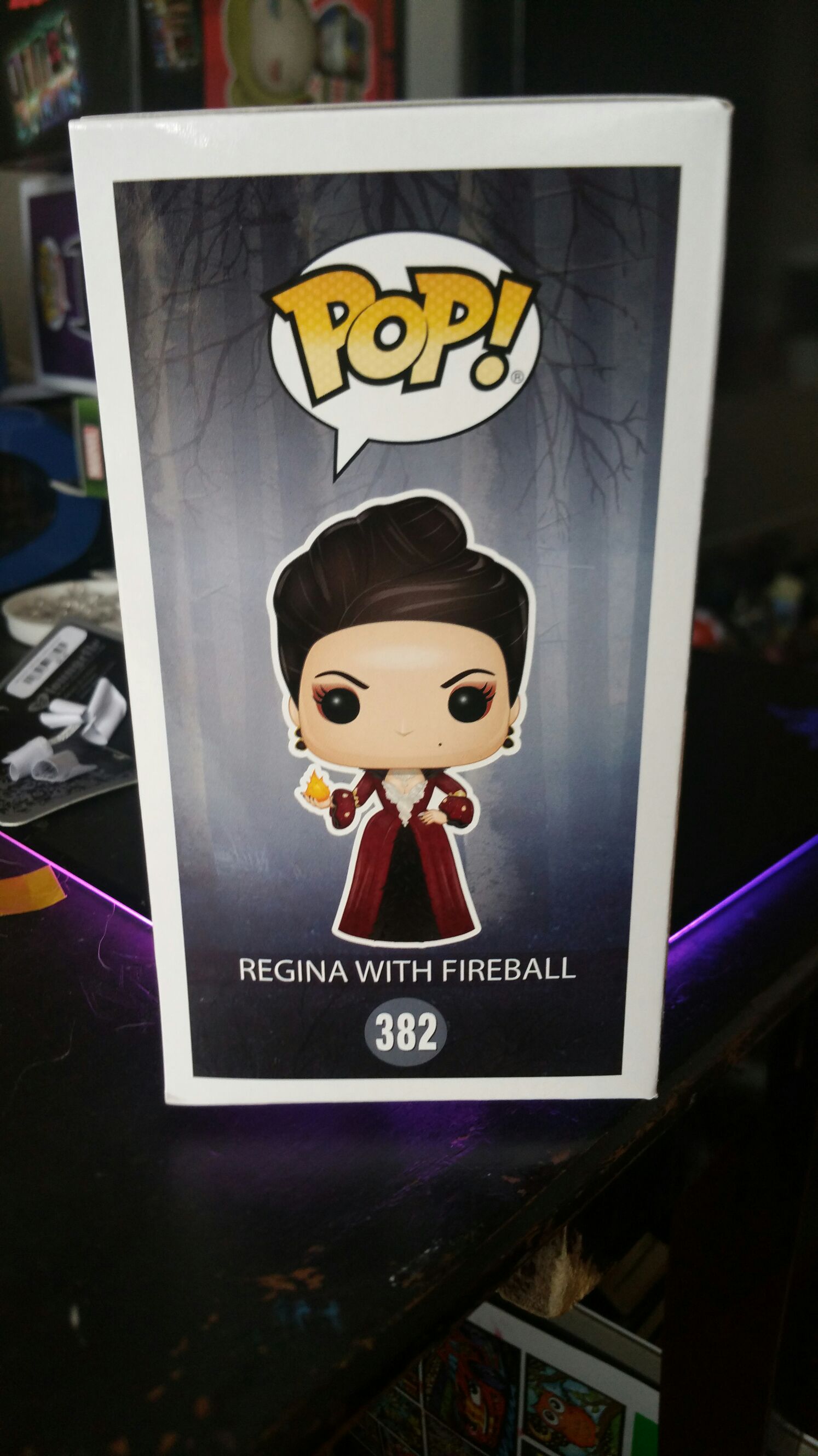 Once Upon A Time: Regina With Fireball - Once Upon A Time vinyl figure collectible [Barcode 889698108461] - Main Image 2