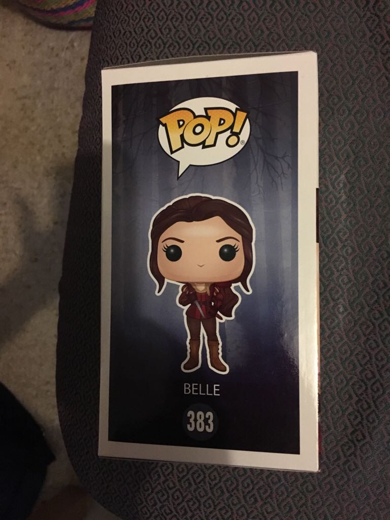 Belle Once Upon A time Signed - Once Upon A Time vinyl figure collectible [Barcode 889698108478] - Main Image 2