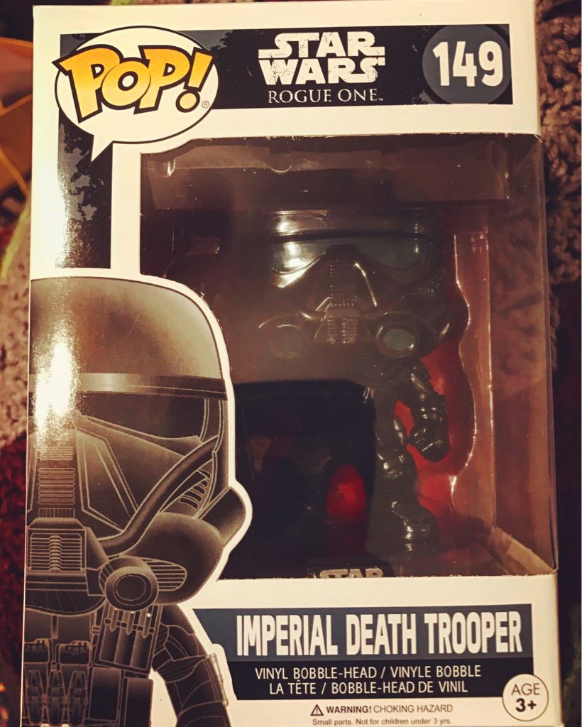Imperial Death Trooper - Star Wars vinyl figure collectible - Main Image 2