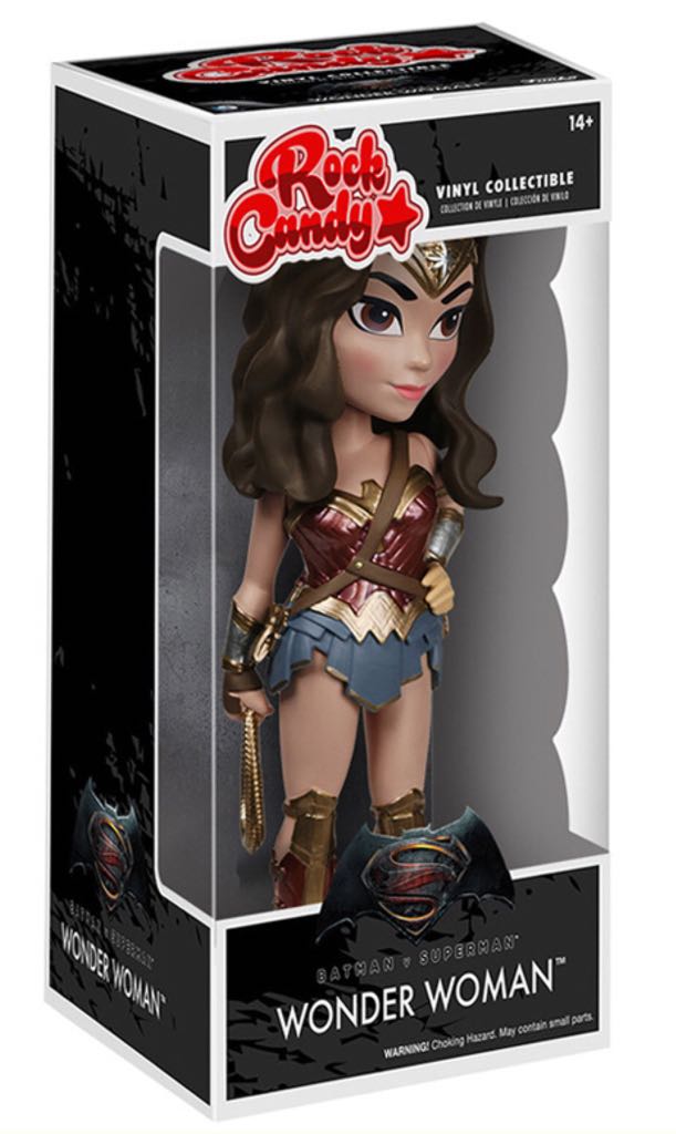 Wonder Woman  vinyl figure collectible - Main Image 2