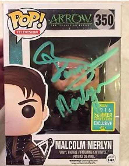 Arrow: Malcolm Merlyn - Arrow vinyl figure collectible - Main Image 2