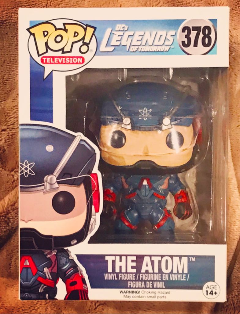 Legends Of Tomorrow: The Atom  vinyl figure collectible - Main Image 2