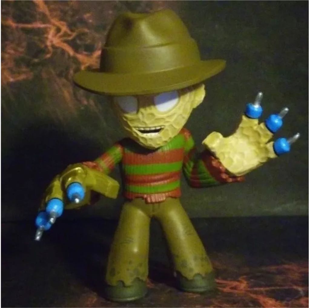 WWE: Macho Man (pink)