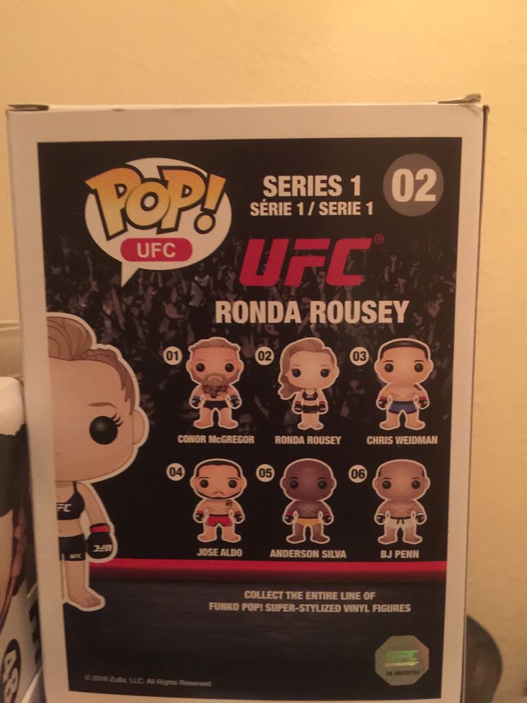 Rhonda Rousey - UFC vinyl figure collectible - Main Image 2