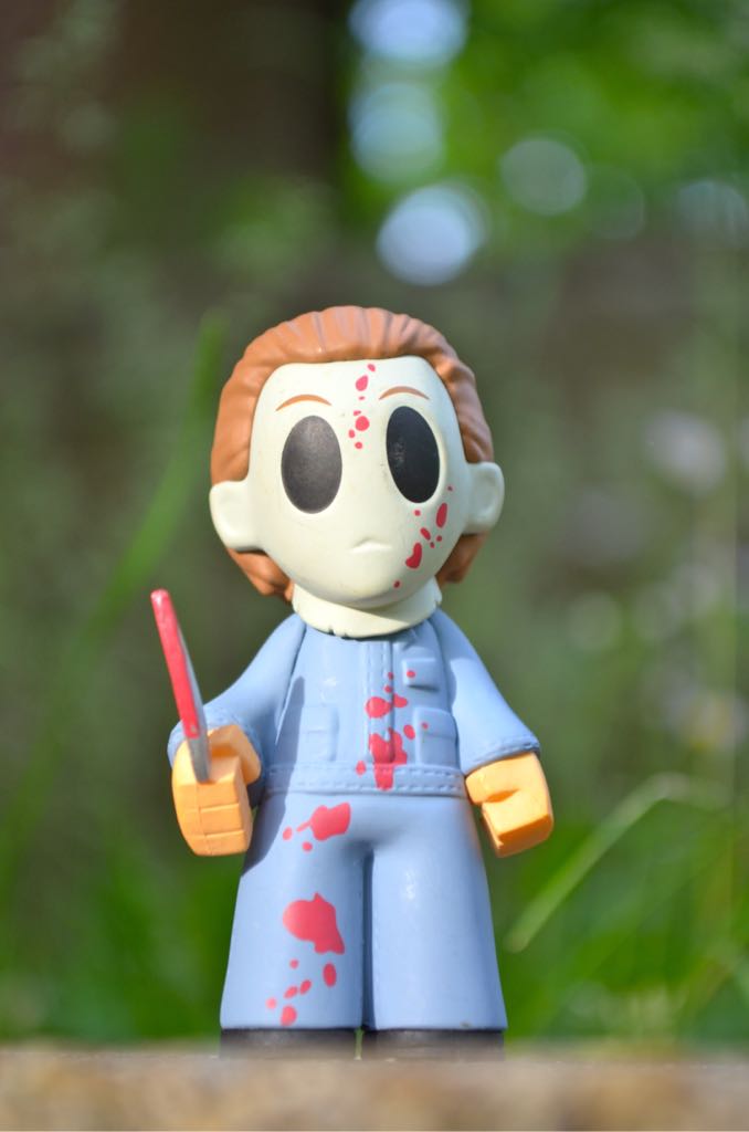 Michael Meyers - Halloween vinyl figure collectible - Main Image 2