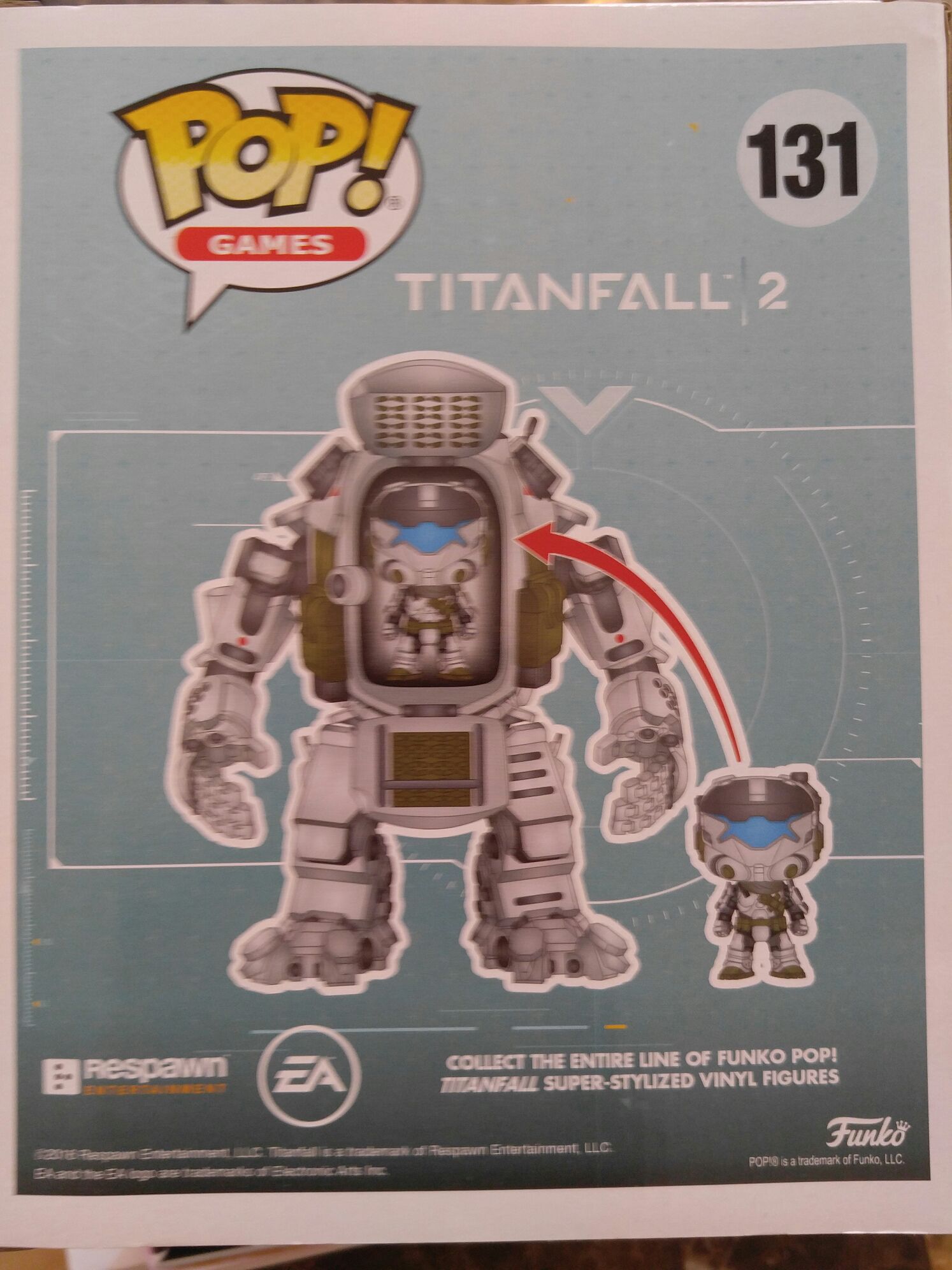 Atlas and Pilot  vinyl figure collectible - Main Image 2