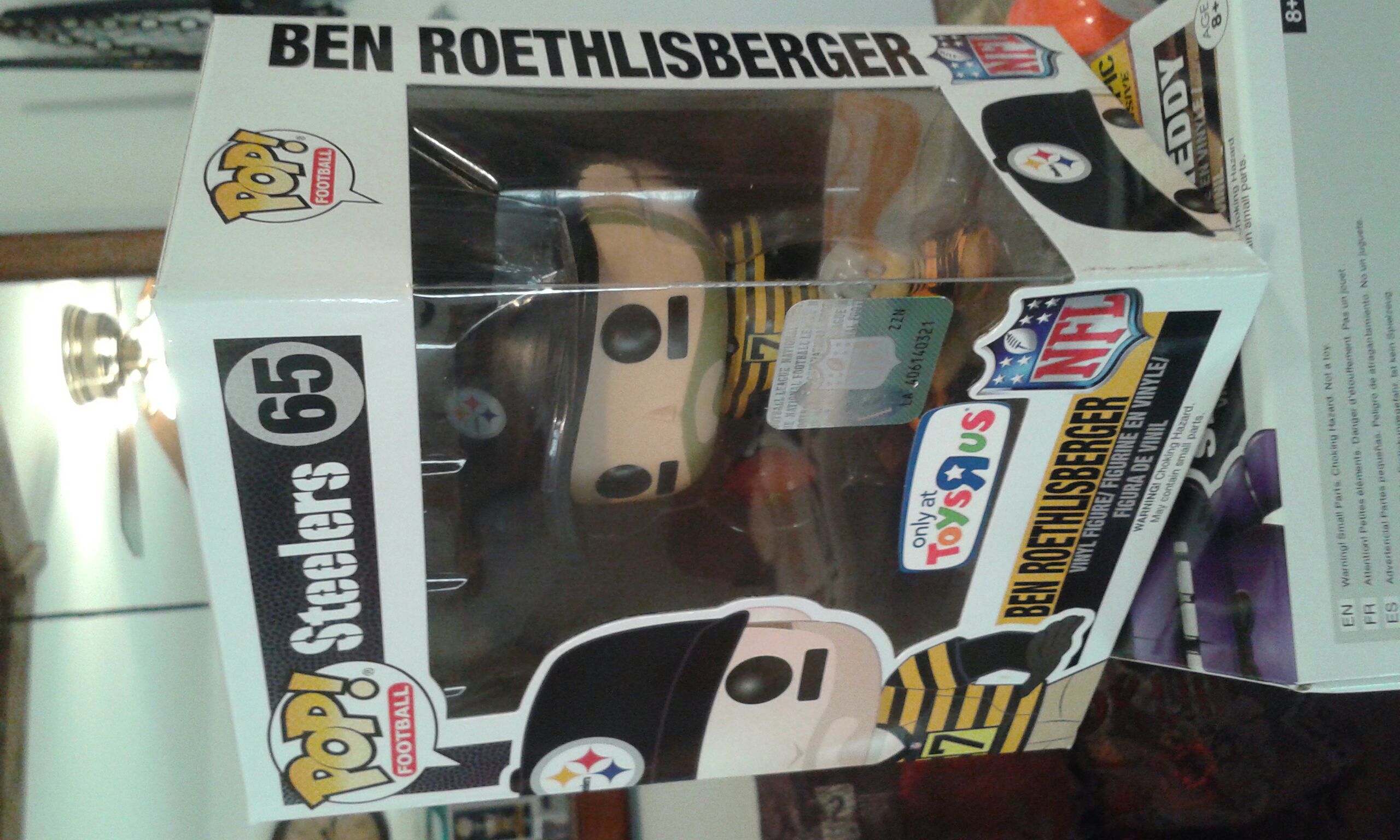 Ben Roethlisberger - NFL vinyl figure collectible - Main Image 2