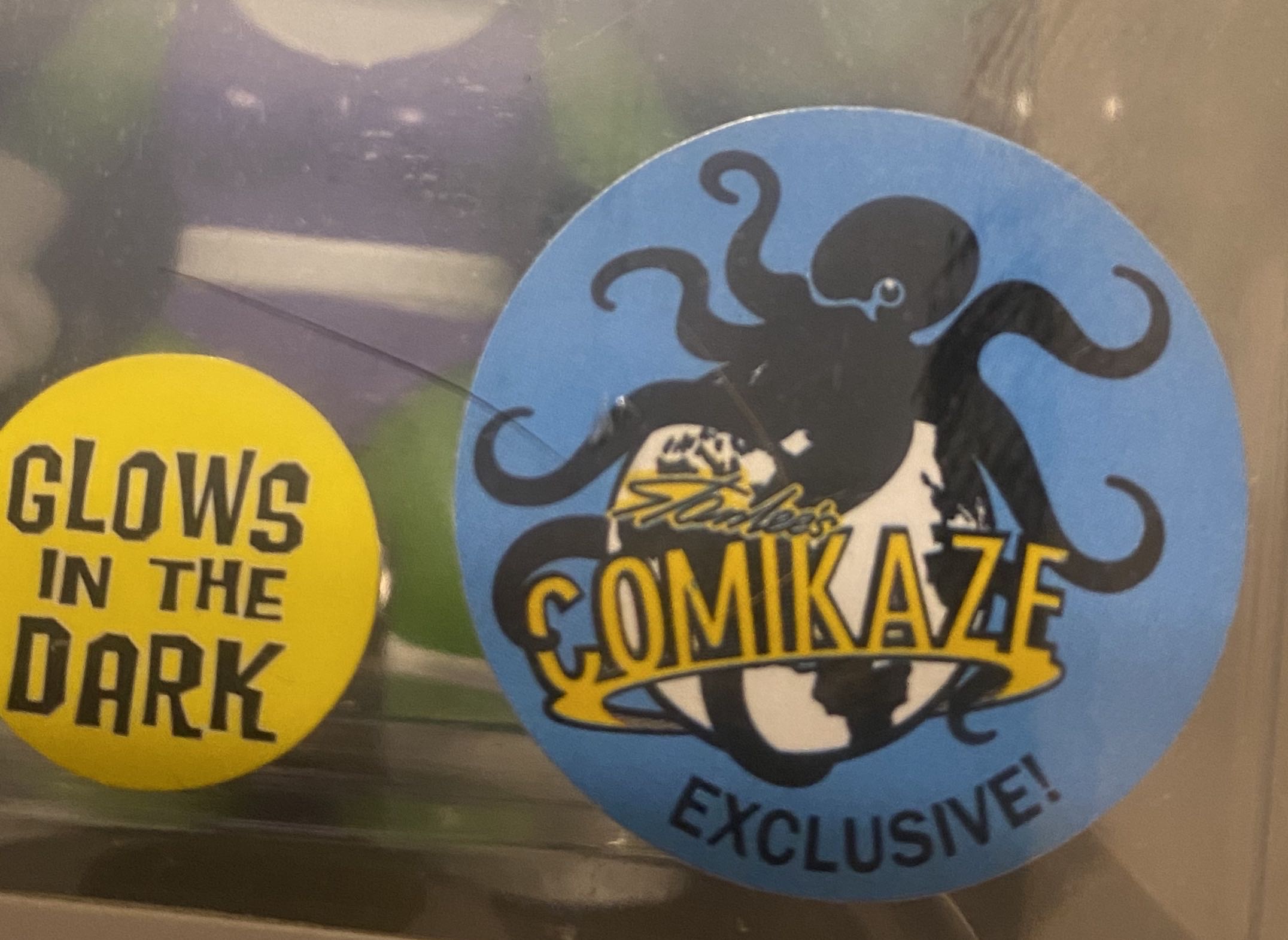 She-Hulk - Marvel Universe vinyl figure collectible [Barcode 889698118361] - Main Image 3