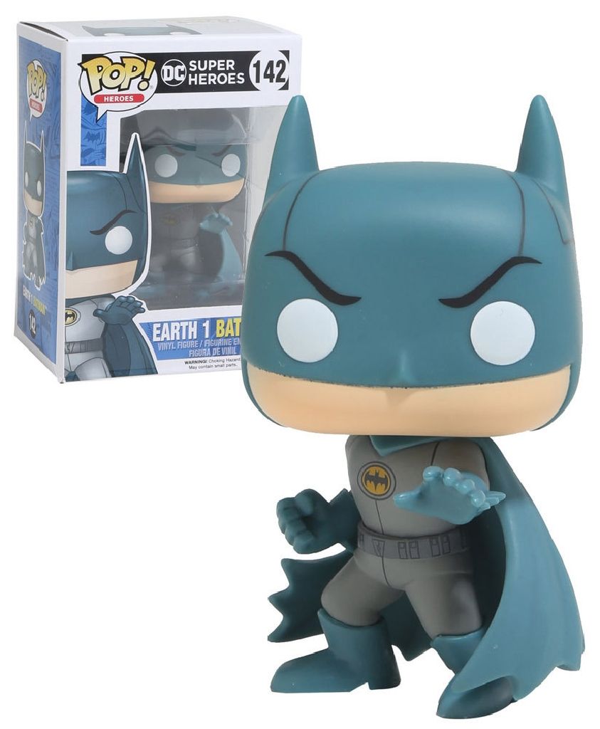 Batman, Earth 1 - Batman vinyl figure collectible - Main Image 2