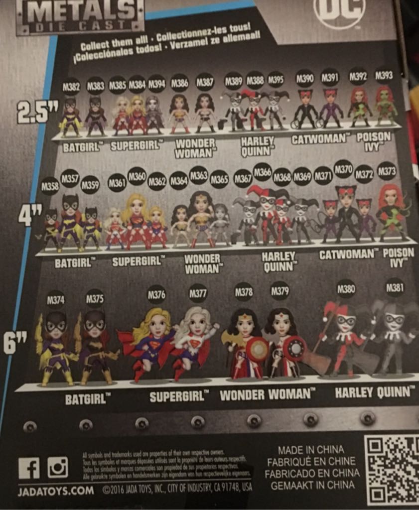 Harley Quinn - DC - (metals die cast) By Jada - DC Universe vinyl figure collectible [Barcode 801310978856] - Main Image 2