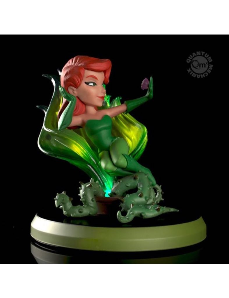 Poison Ivy Q Fig - Batman vinyl figure collectible - Main Image 2