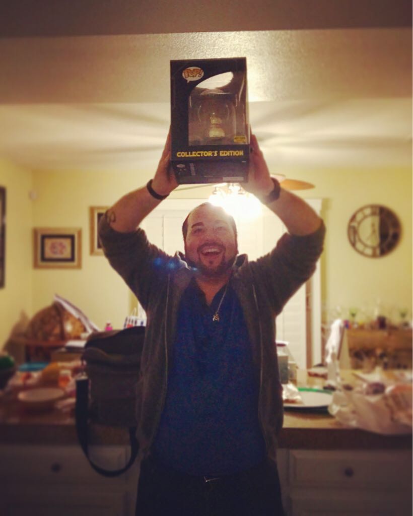 BB-8 (Gold Chrome Collector’s Edition) - Star Wars vinyl figure collectible - Main Image 2