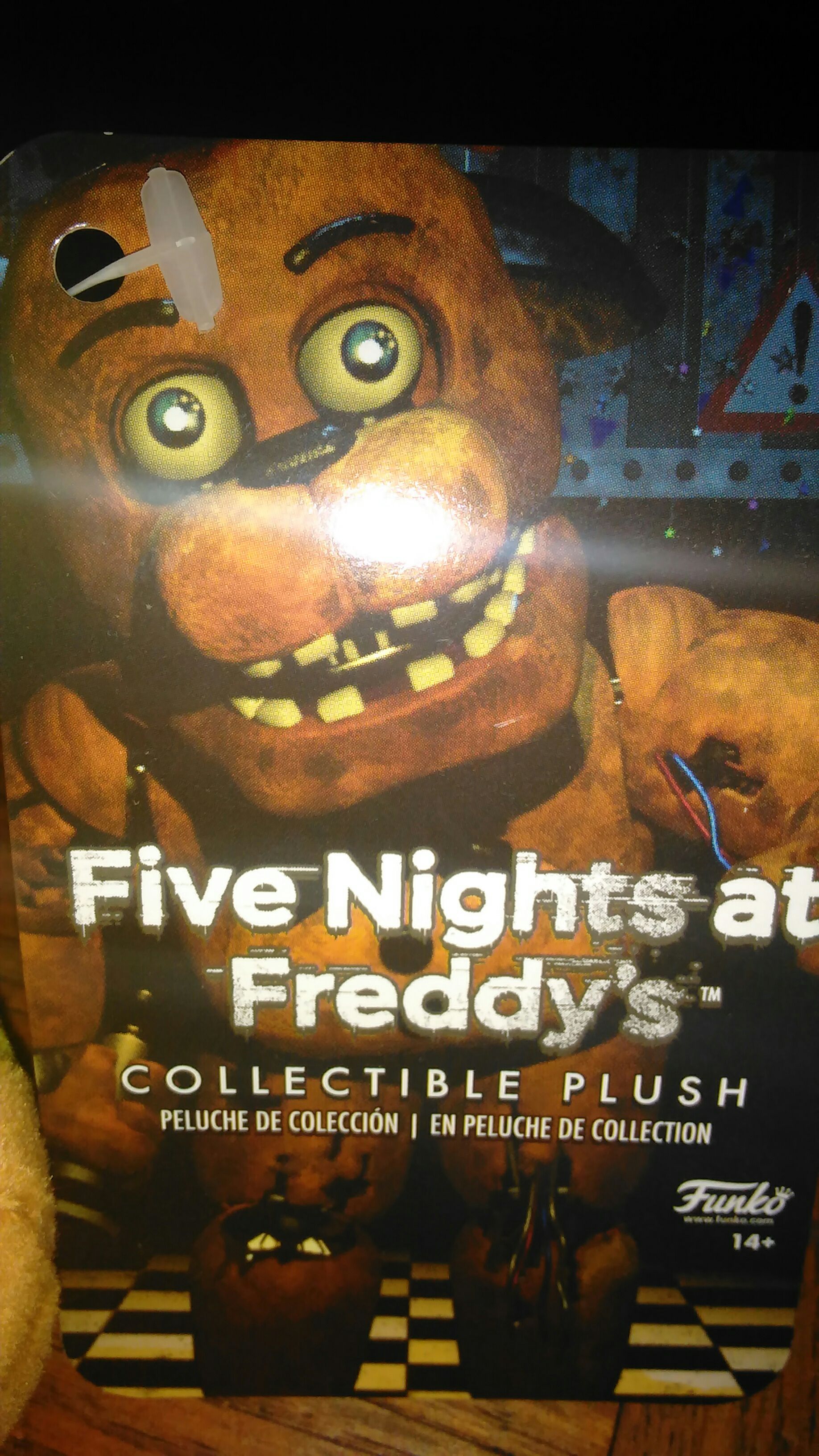 Toy Chica Plush - Five Nights at Freddy’s vinyl figure collectible [Barcode 849803087340] - Main Image 2