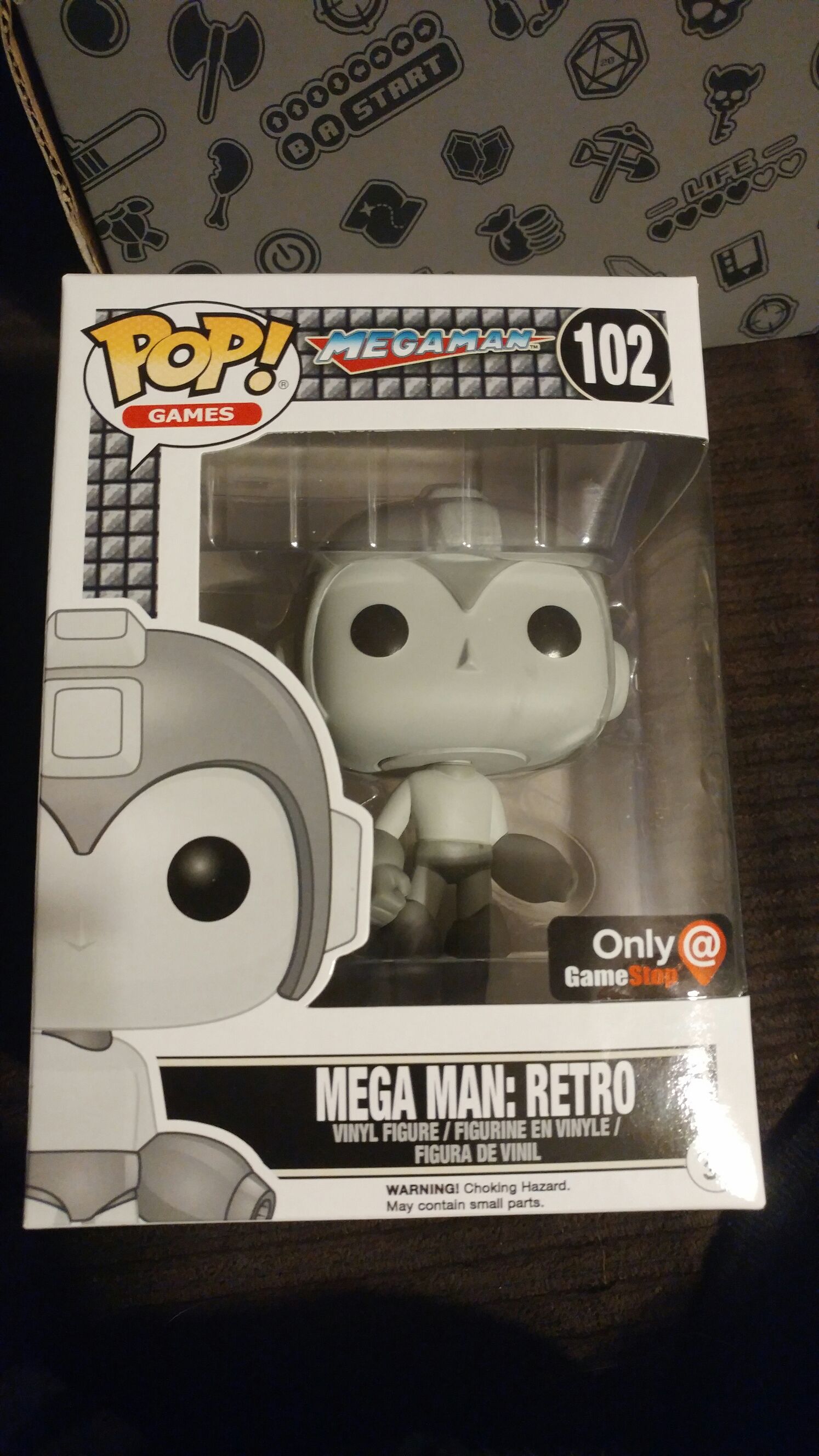 Mega Man: Retro  vinyl figure collectible [Barcode 889698119061] - Main Image 2