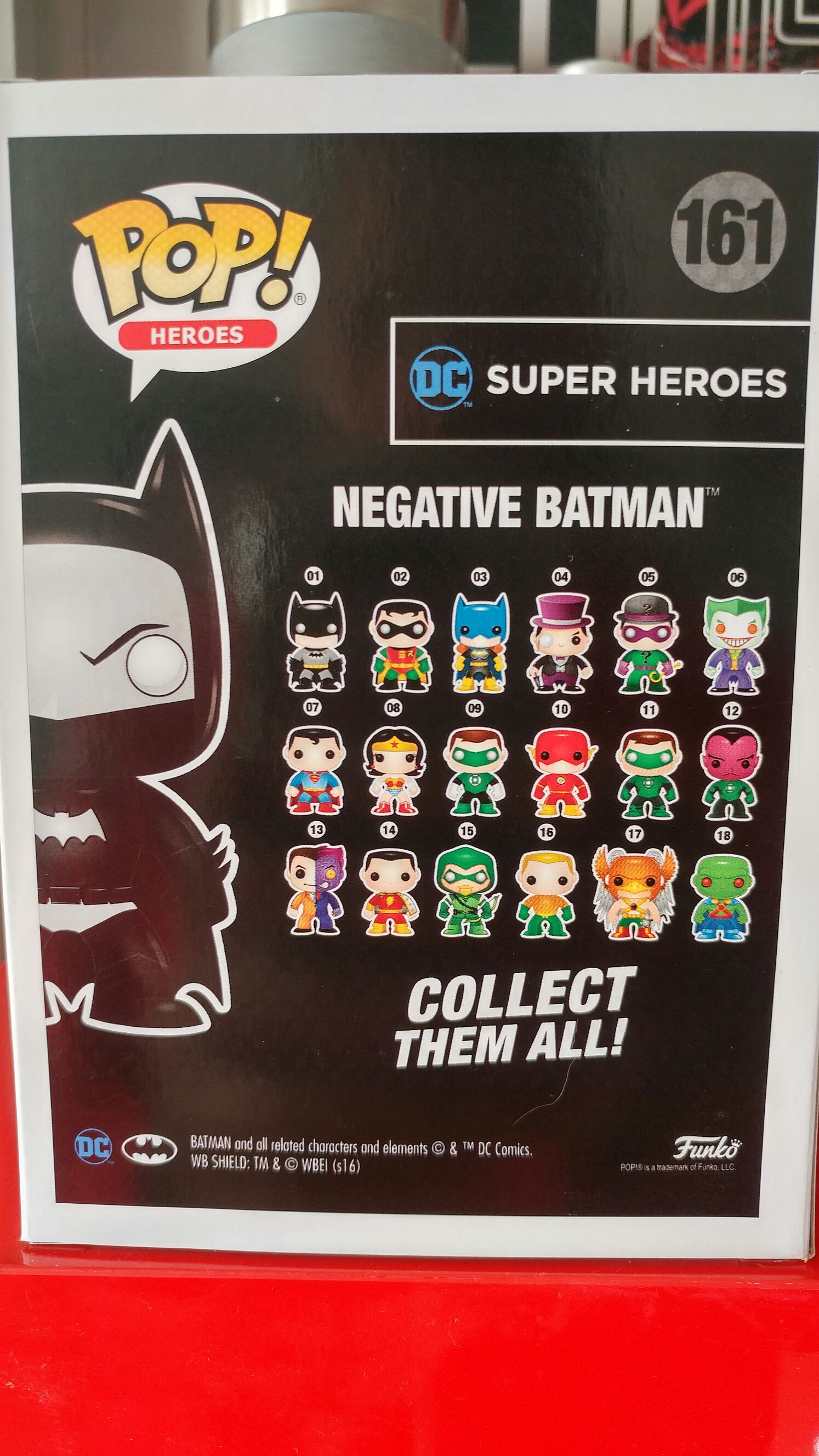 Batman (Negative)  vinyl figure collectible [Barcode 8554885980800] - Main Image 2