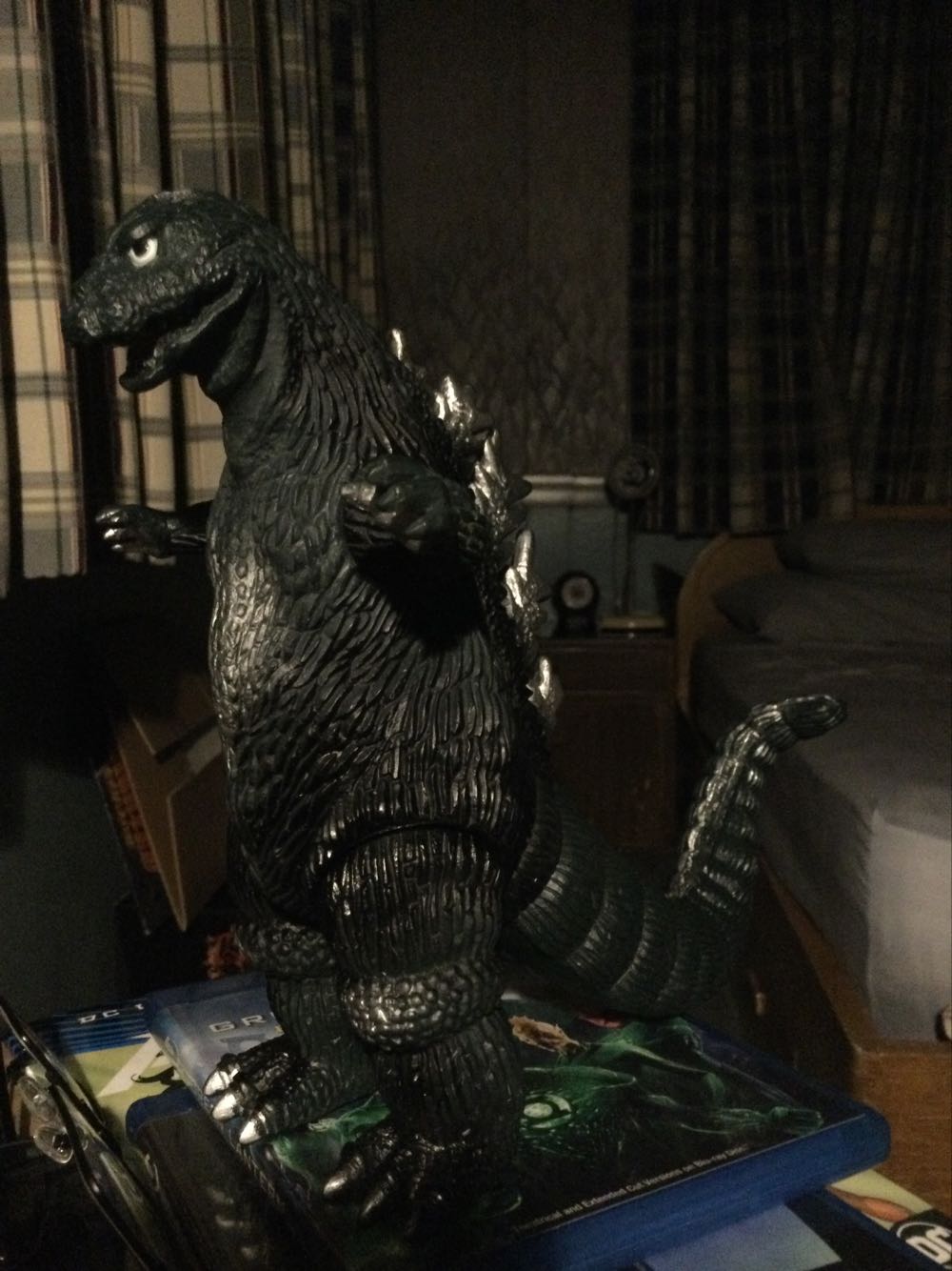 Godzilla ( Bandai / 1962 ) - Godzilla vinyl figure collectible - Main Image 3