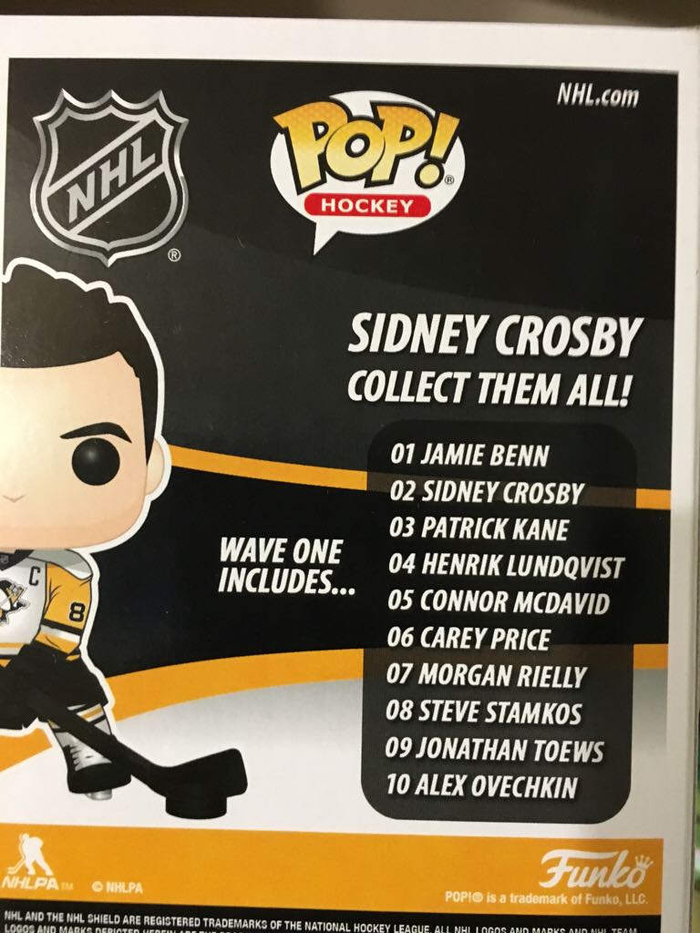 Sidney Crosby  vinyl figure collectible [Barcode 889698112840] - Main Image 2