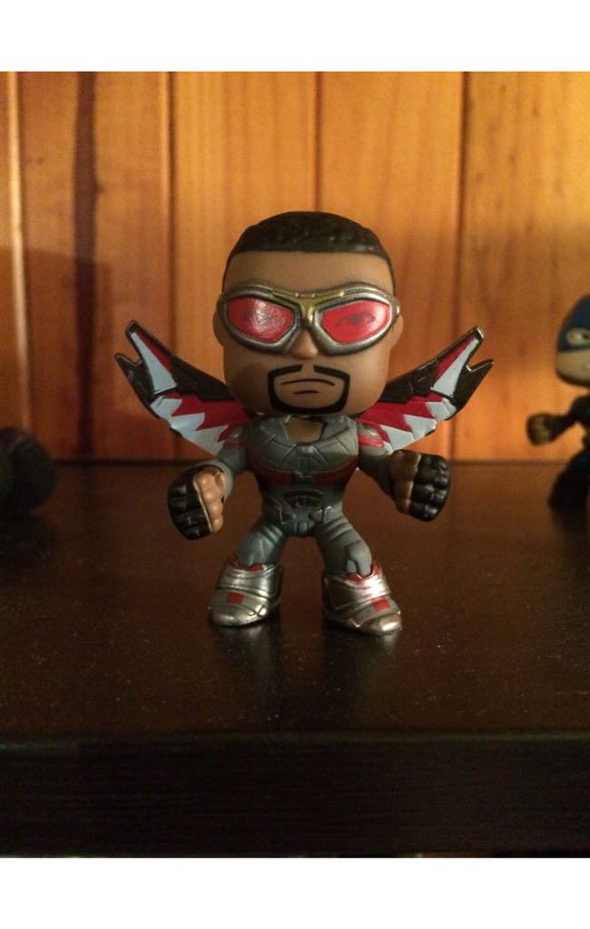 Capt america - Captain America vinyl figure collectible [Barcode 849803086558] - Main Image 2