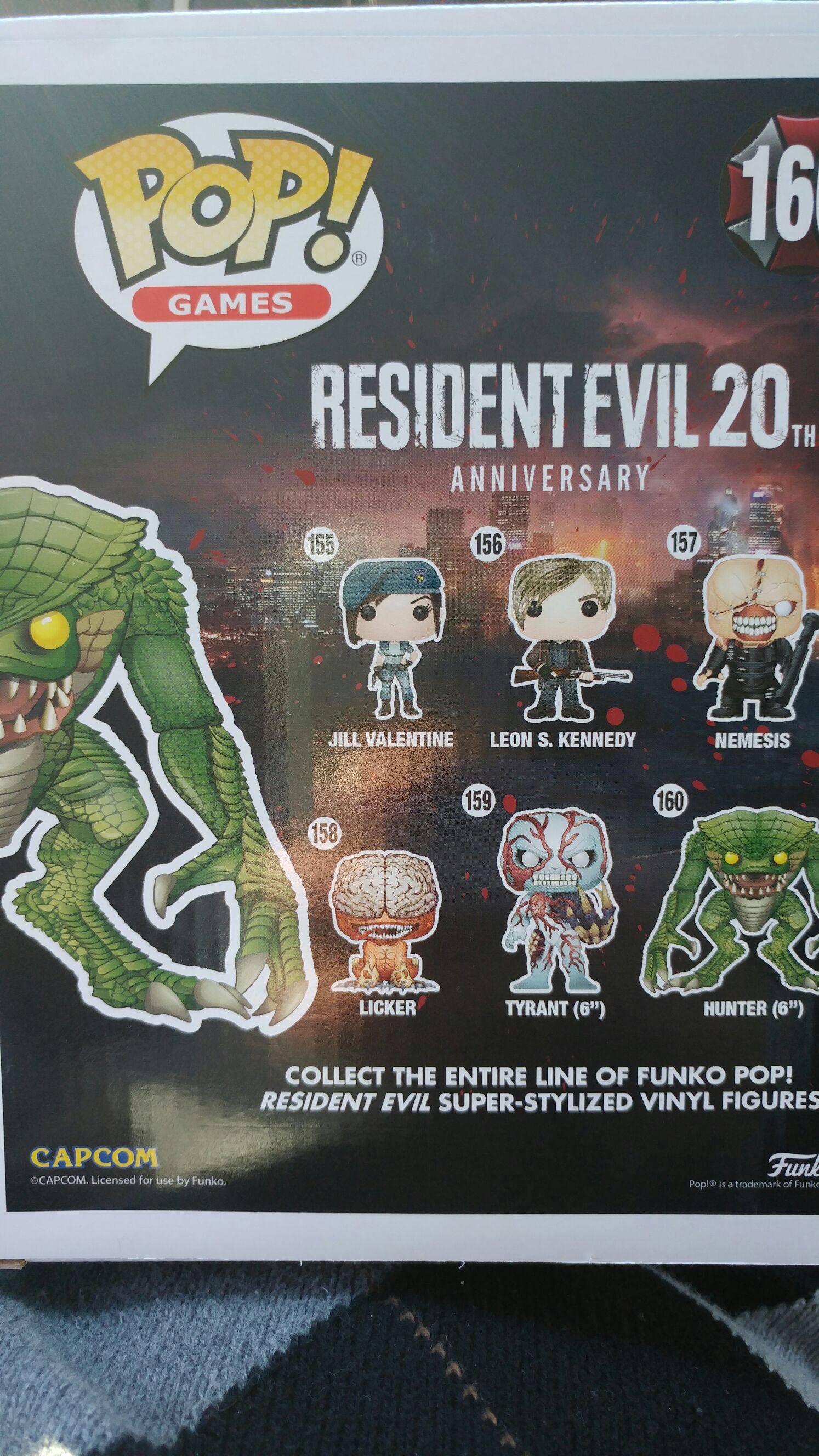 Hunter  vinyl figure collectible [Barcode 3226968179955] - Main Image 2