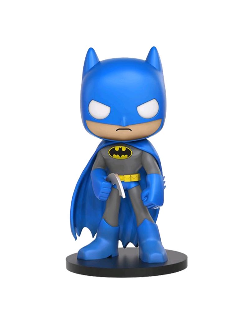 Batman - Batman vinyl figure collectible [Barcode 889698120371] - Main Image 2