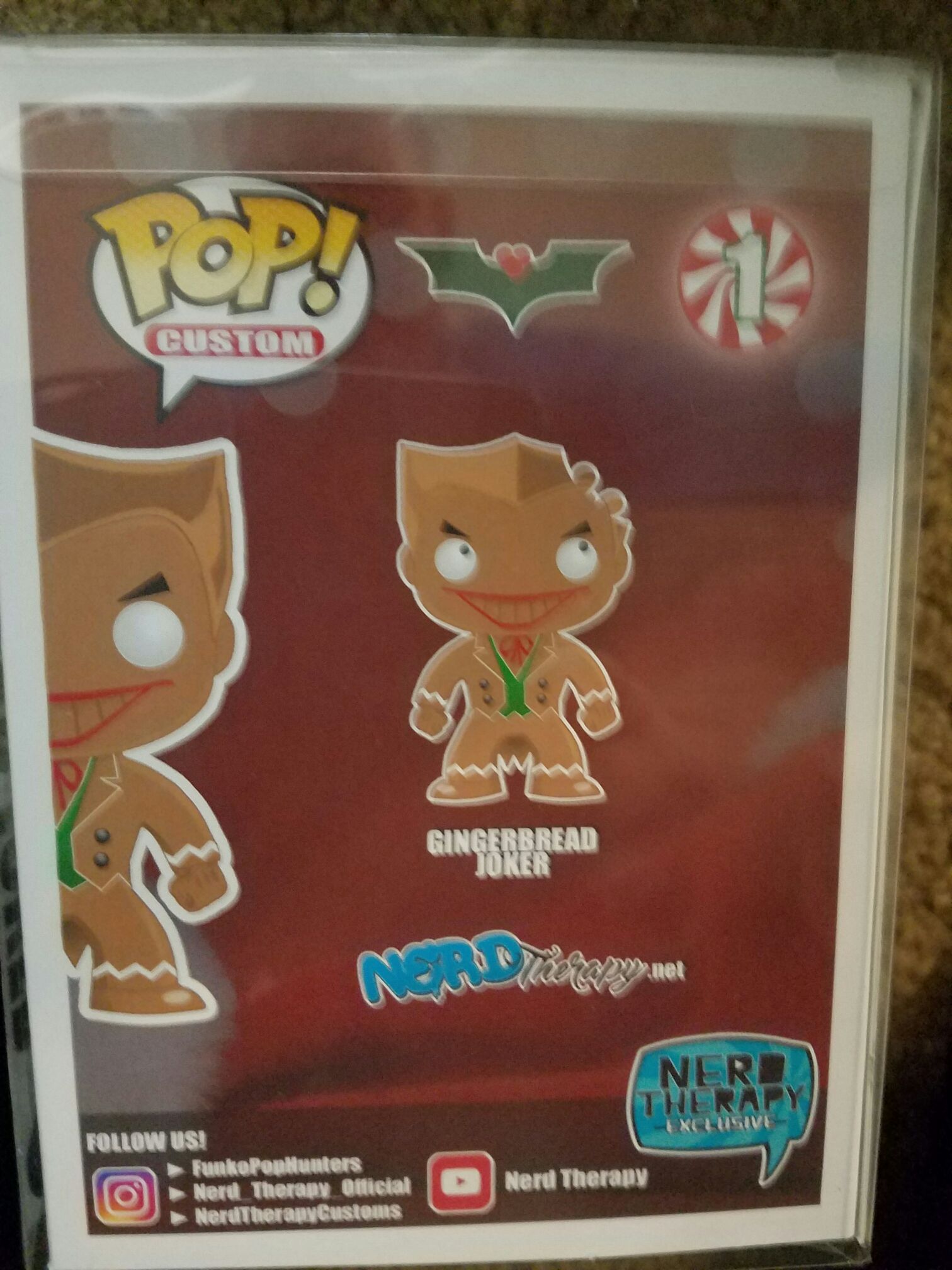Gingerbread Joker  vinyl figure collectible - Main Image 2