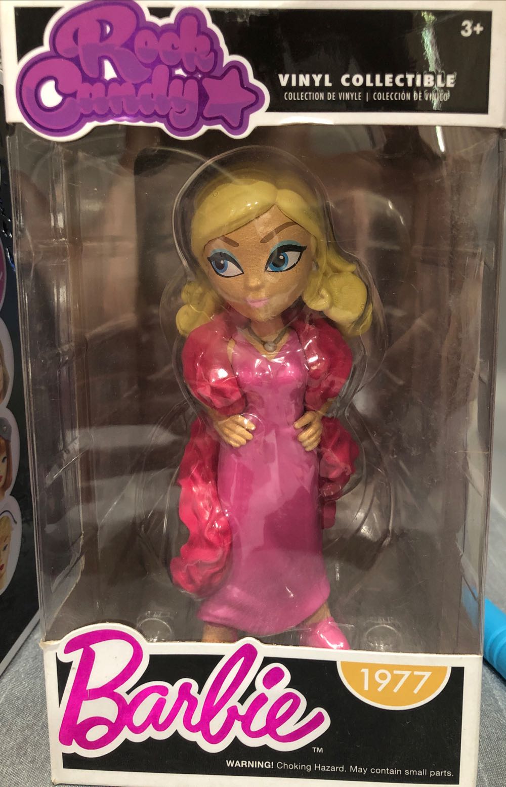Barbie 1977 (Rock Candy)  vinyl figure collectible [Barcode 849803090975] - Main Image 3