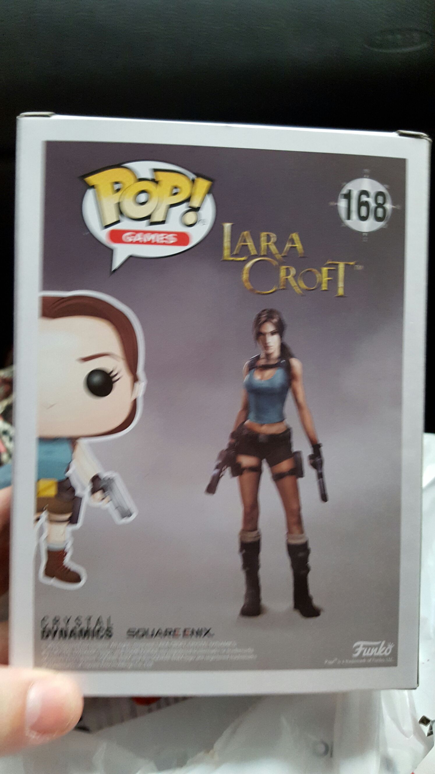 Lara Croft - Tomb Raider vinyl figure collectible [Barcode 889698117043] - Main Image 2