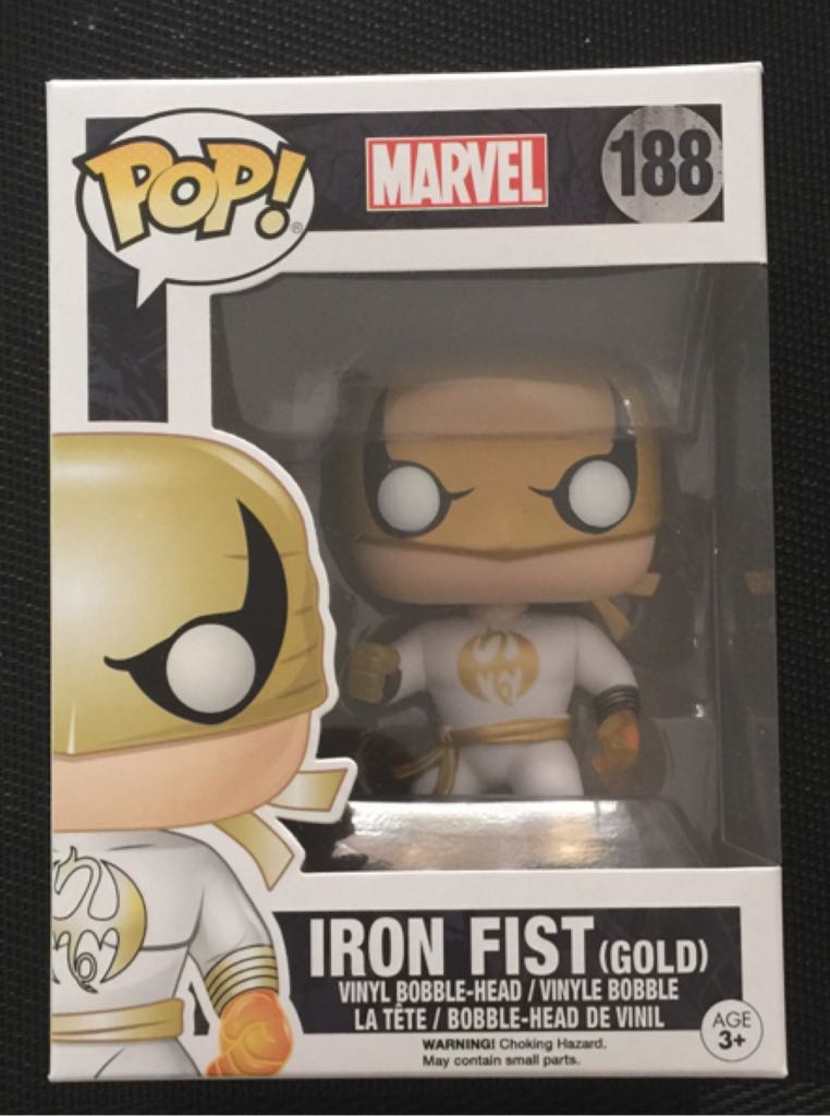 Iron Fist (Gold) - Marvel Universe vinyl figure collectible [Barcode 889698111812] - Main Image 2