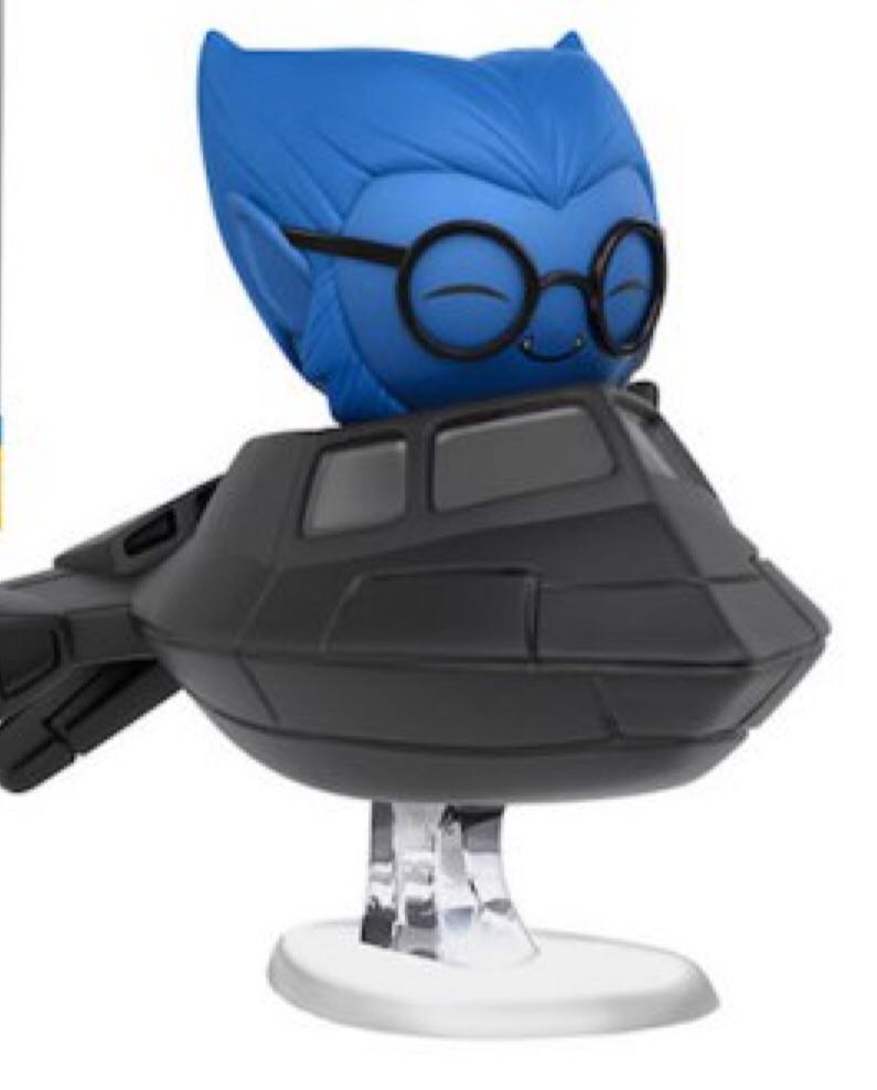 Beast w/Blackbird  vinyl figure collectible - Main Image 2