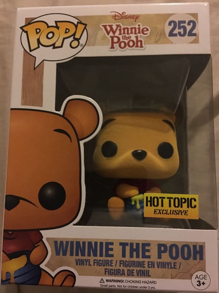 Winnie The pooh - Winnie the Pooh vinyl figure collectible [Barcode 889698121286] - Main Image 1