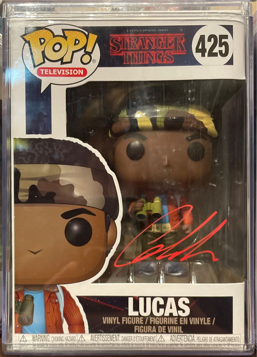 Lucas - Stranger Things vinyl figure collectible [Barcode 889698133241] - Main Image 3