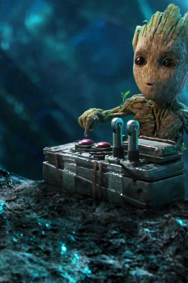 Groot - Guardians of the Galaxy vinyl figure collectible [Barcode 889698132305] - Main Image 2