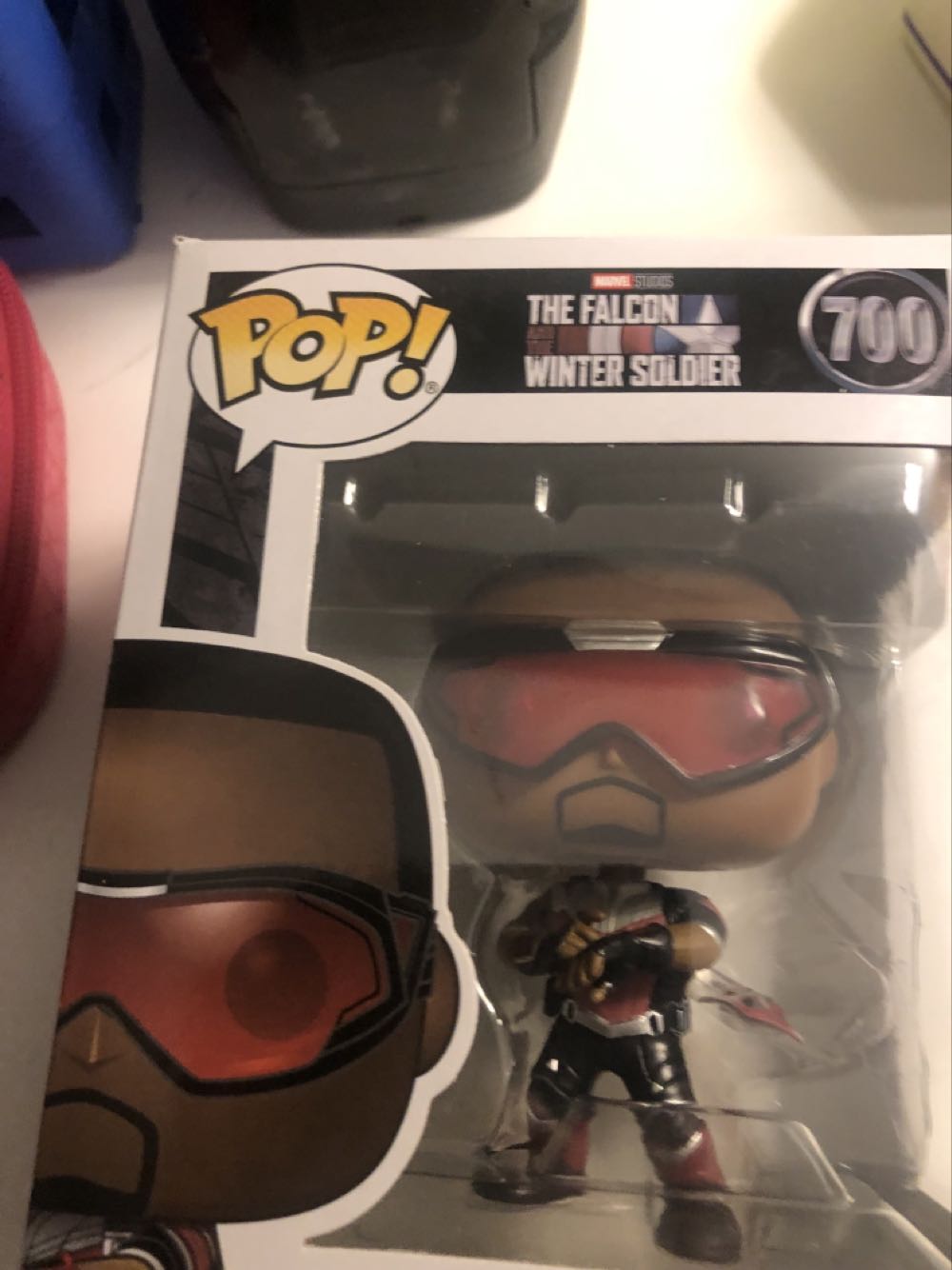 Captain America Civil War: Falcon  vinyl figure collectible - Main Image 4