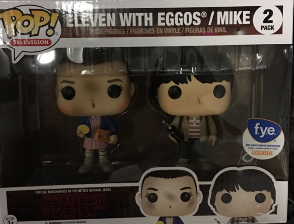 Eleven With Eggos / Mike - Stranger Things vinyl figure collectible [Barcode 889698138055] - Main Image 2