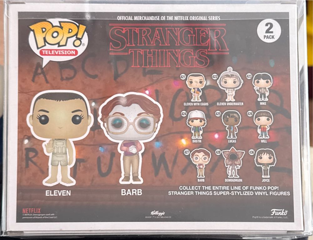 Eleven/Barb Upside Down Stranger Things 1:  01 Upside Down Eleven/Barb - Stranger Things vinyl figure collectible [Barcode 889698137157] - Main Image 4