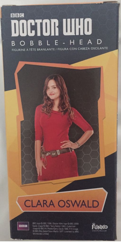 Clara Oswald - Doctor Who vinyl figure collectible [Barcode 849803047603] - Main Image 2