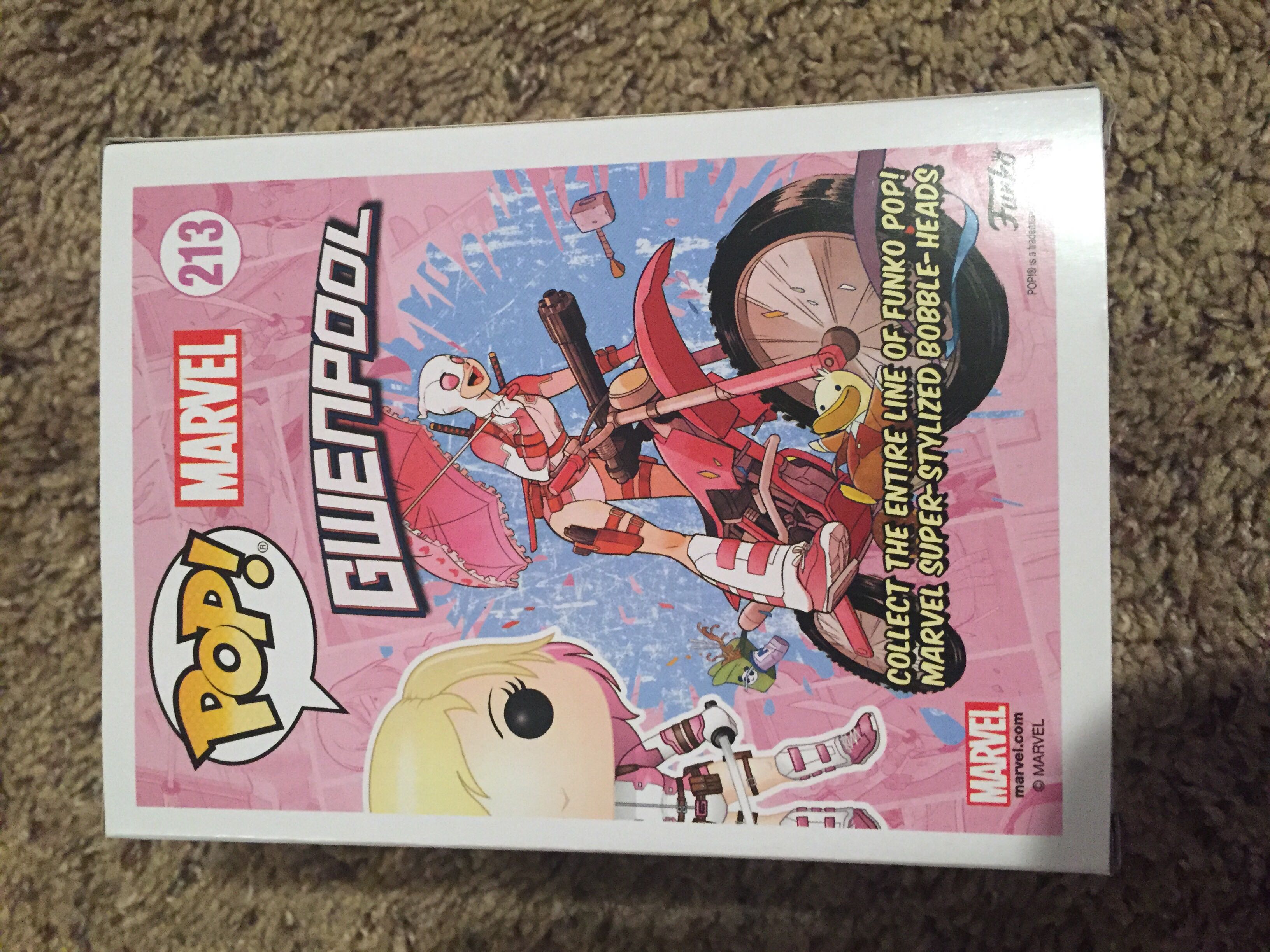 Unmasked Gwenpool - Spider-Man vinyl figure collectible [Barcode 889698139588] - Main Image 3