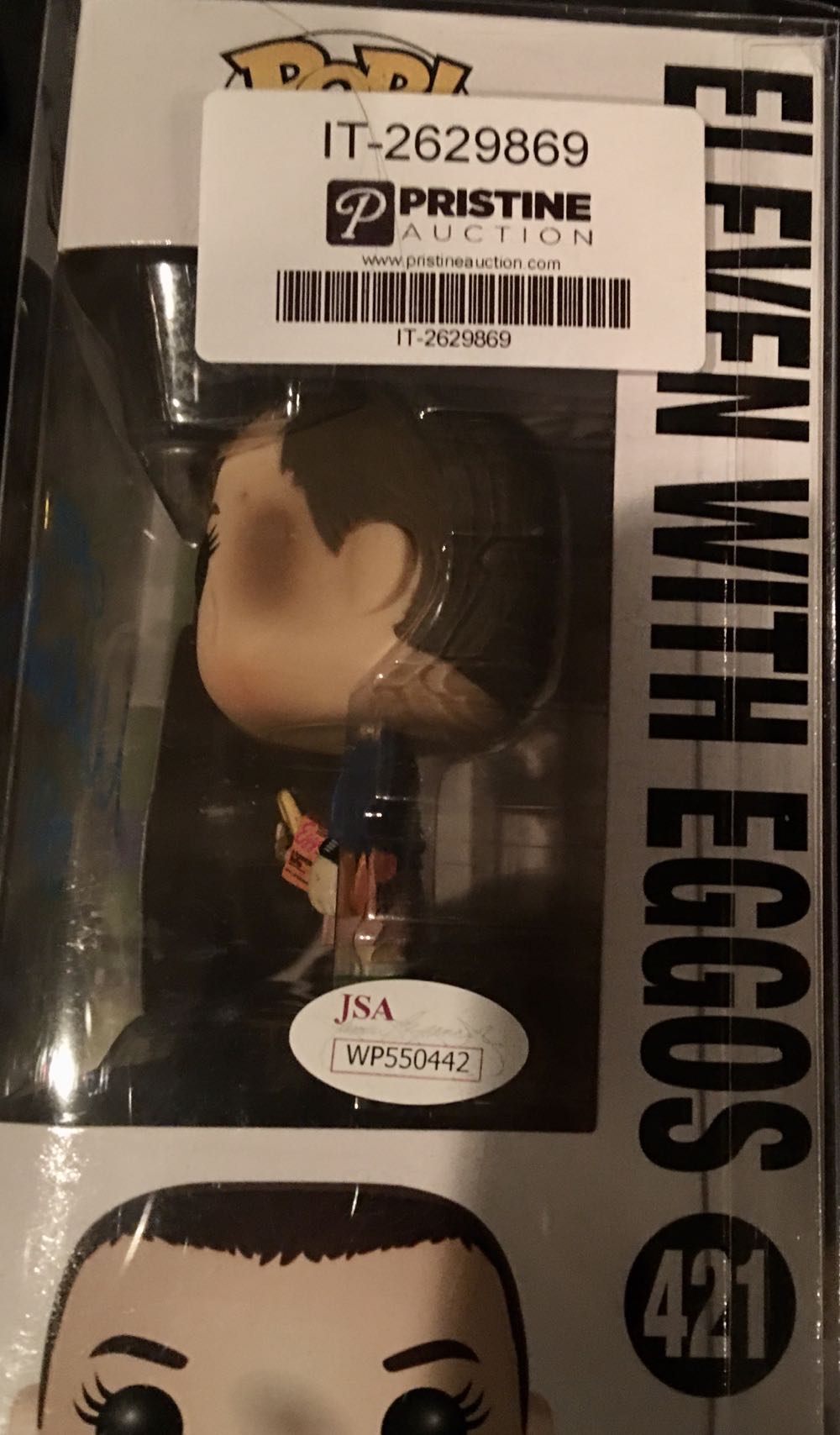 Eleven (With Eggos) - Stranger Things vinyl figure collectible - Main Image 4