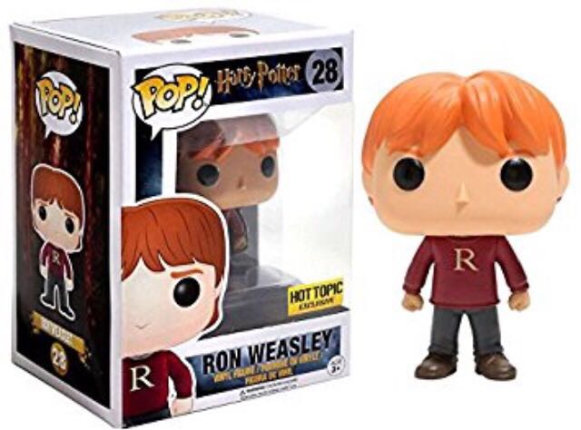 Ron Weasley in Sweater - Harry Potter vinyl figure collectible - Main Image 2