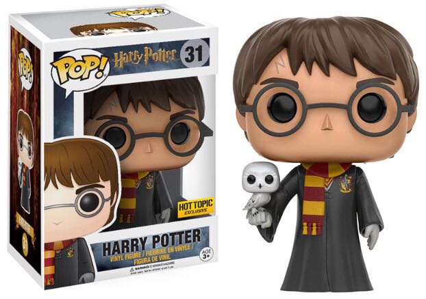 Harry Potter with Hedwig - Harry Potter vinyl figure collectible - Main Image 2