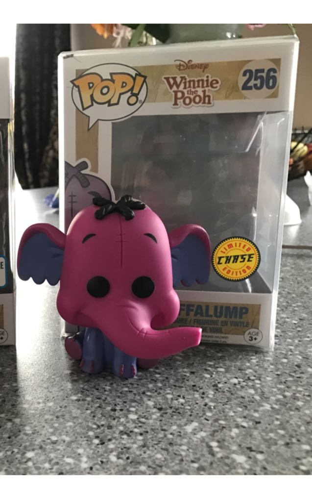 Heffalump Chase - Winnie the Pooh vinyl figure collectible - Main Image 2