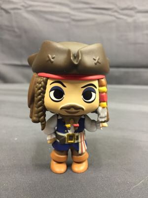 Captain Jack Sparrow - Pirates of the Caribbean vinyl figure collectible - Main Image 2