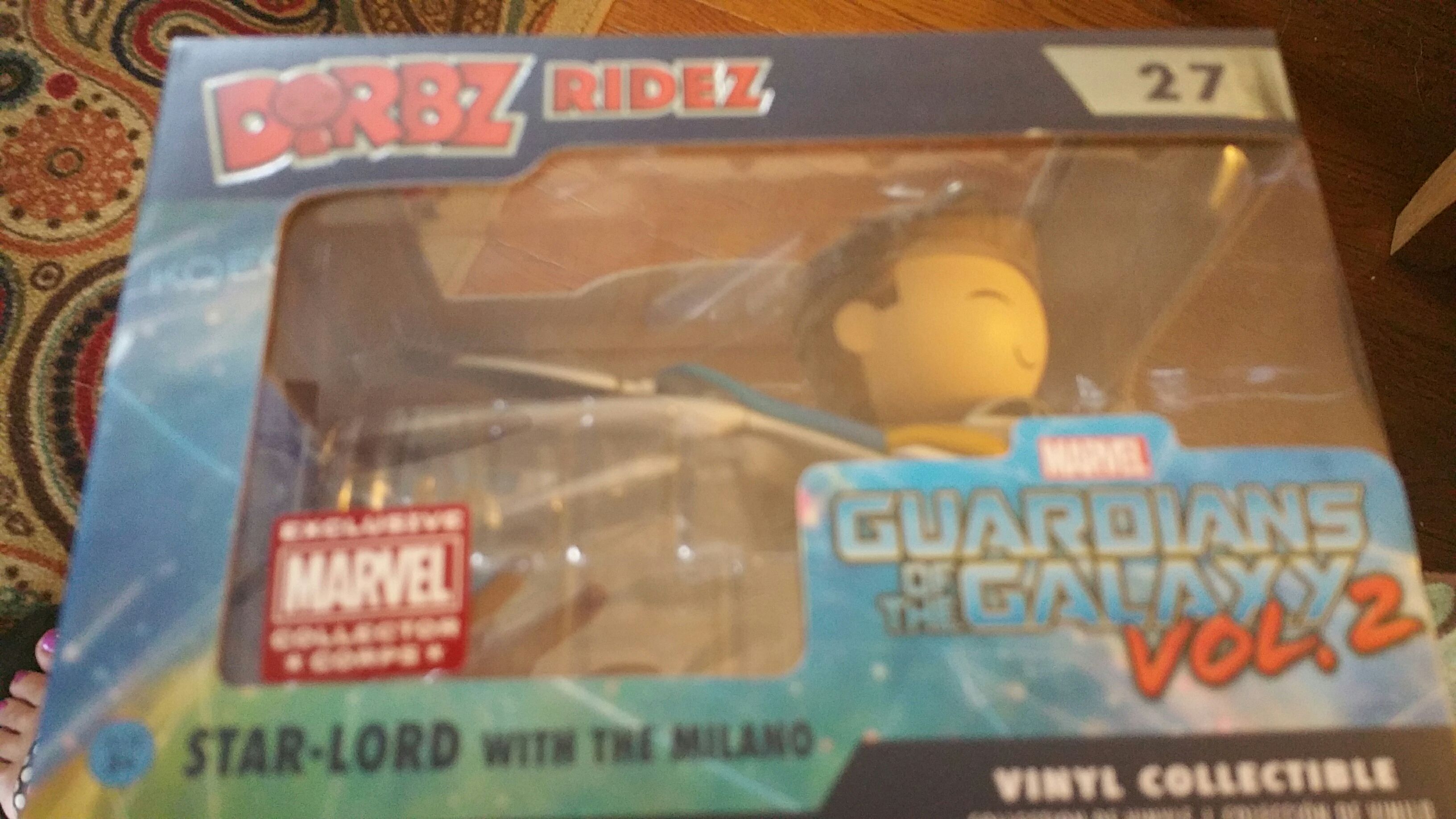 Batman Super Deluxe Vinyl Figure