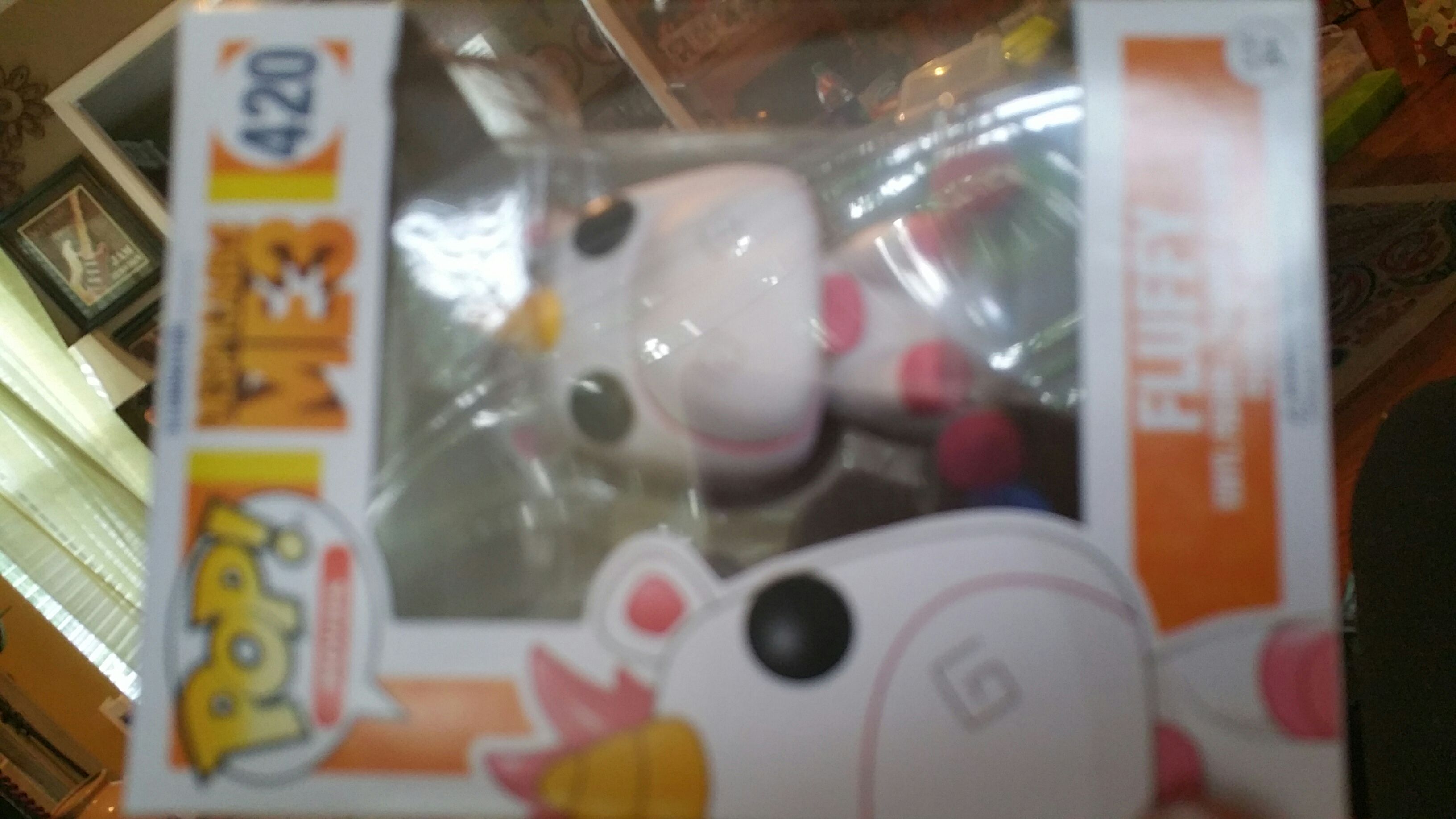 Fluffy - Despicable Me vinyl figure collectible [Barcode 889698134286] - Main Image 1